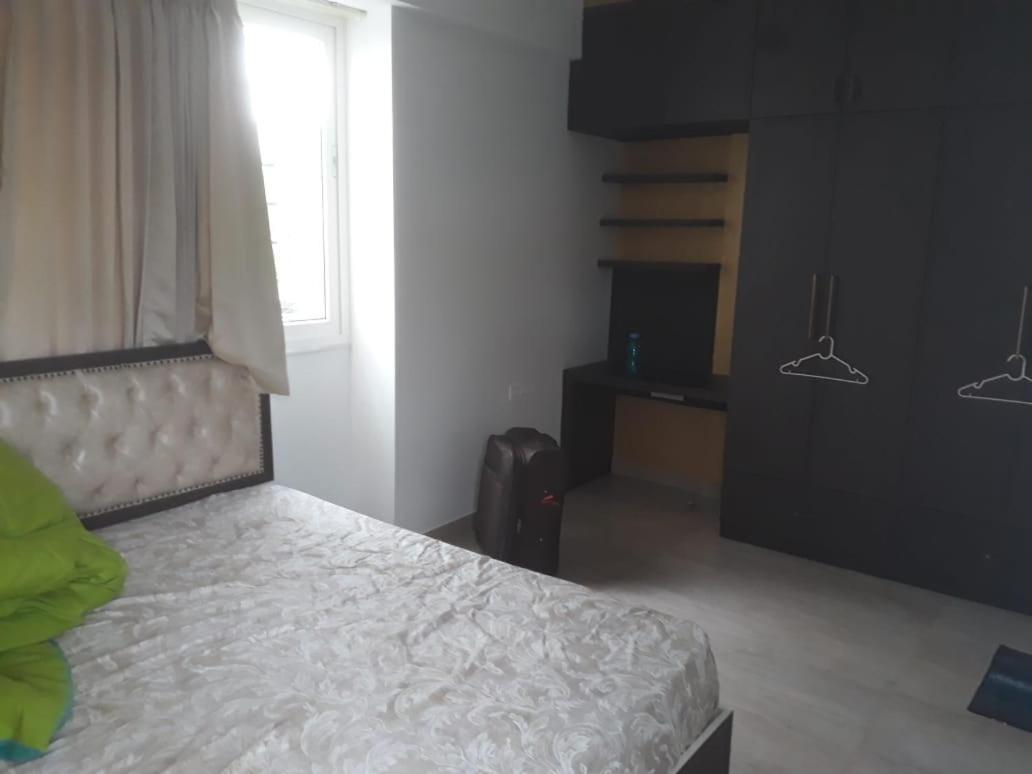 Rvr Home - Beautiful Rooms Бенґалуру Номер фото